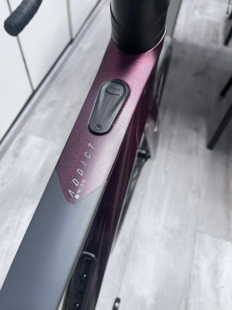 Scott Addict Eride 2023 usata — dettaglio