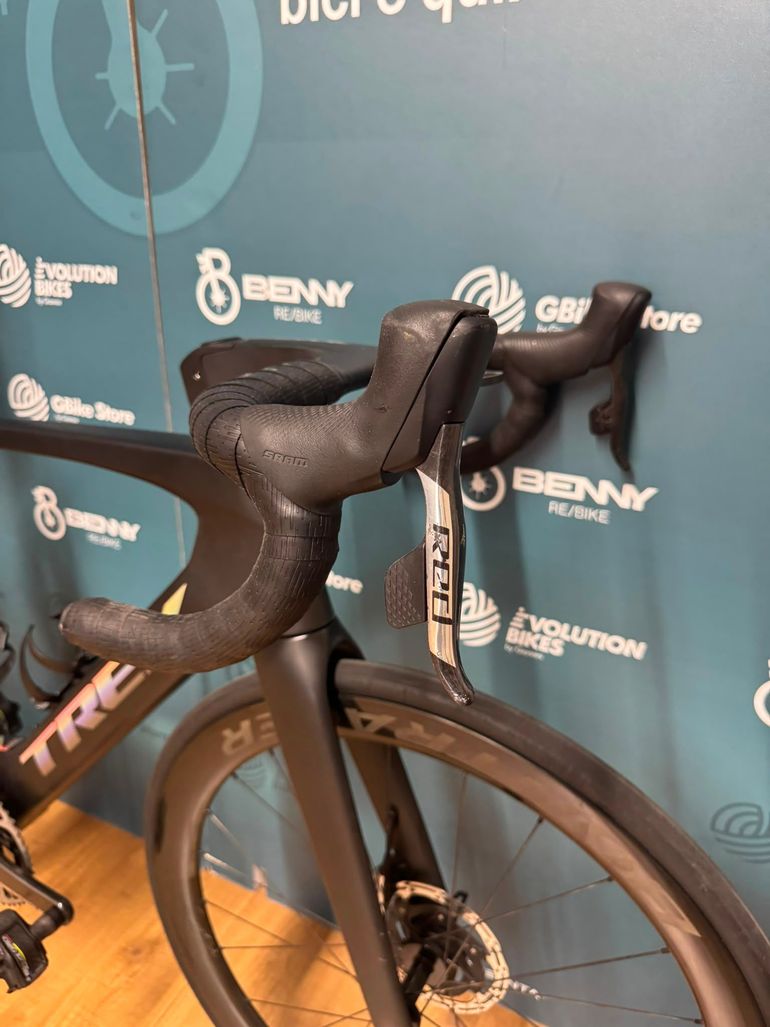 Trek Madone Slr 9 Gen 7 2024 usata — dettaglio