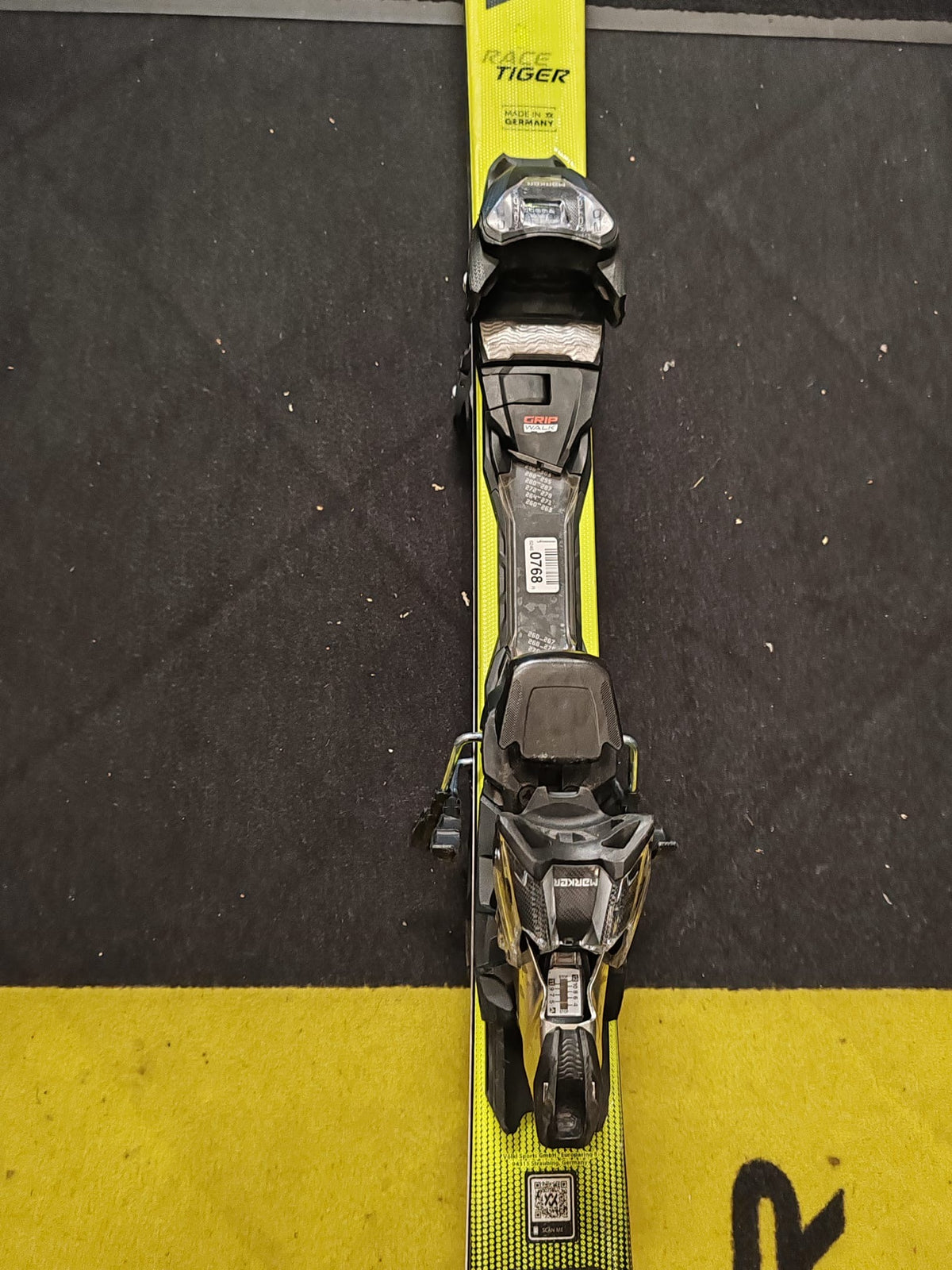 Volkl Racetiger SC Black 2026 — Da Pista usato