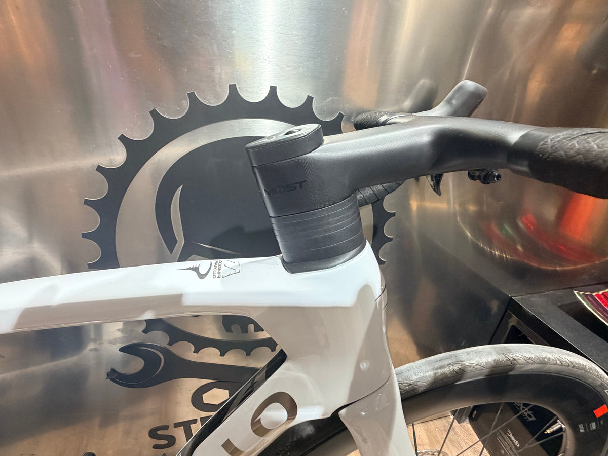 Pinarello Dogma F Dura Ace 2026 usata — dettaglio