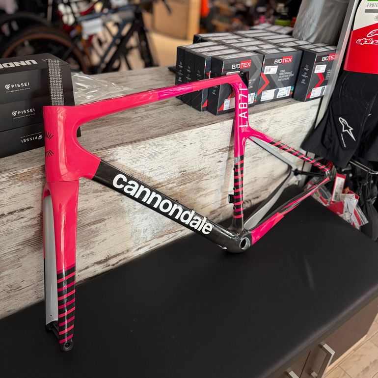 Cannondale Supersix Evo 2026 usata — dettaglio