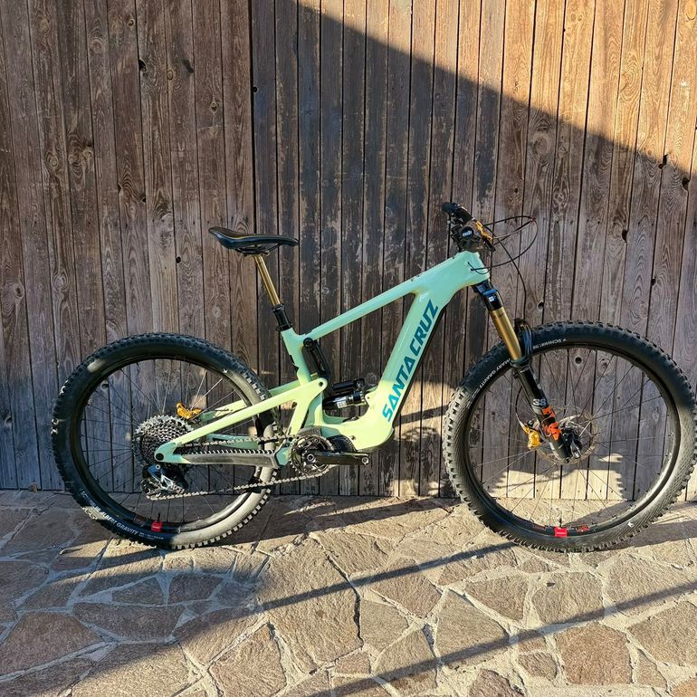 Santa Cruz Heckler 2025 usata — dettaglio