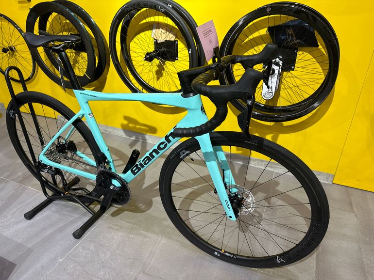 Bianchi Specialissima Comp 2024 — Bici usata
