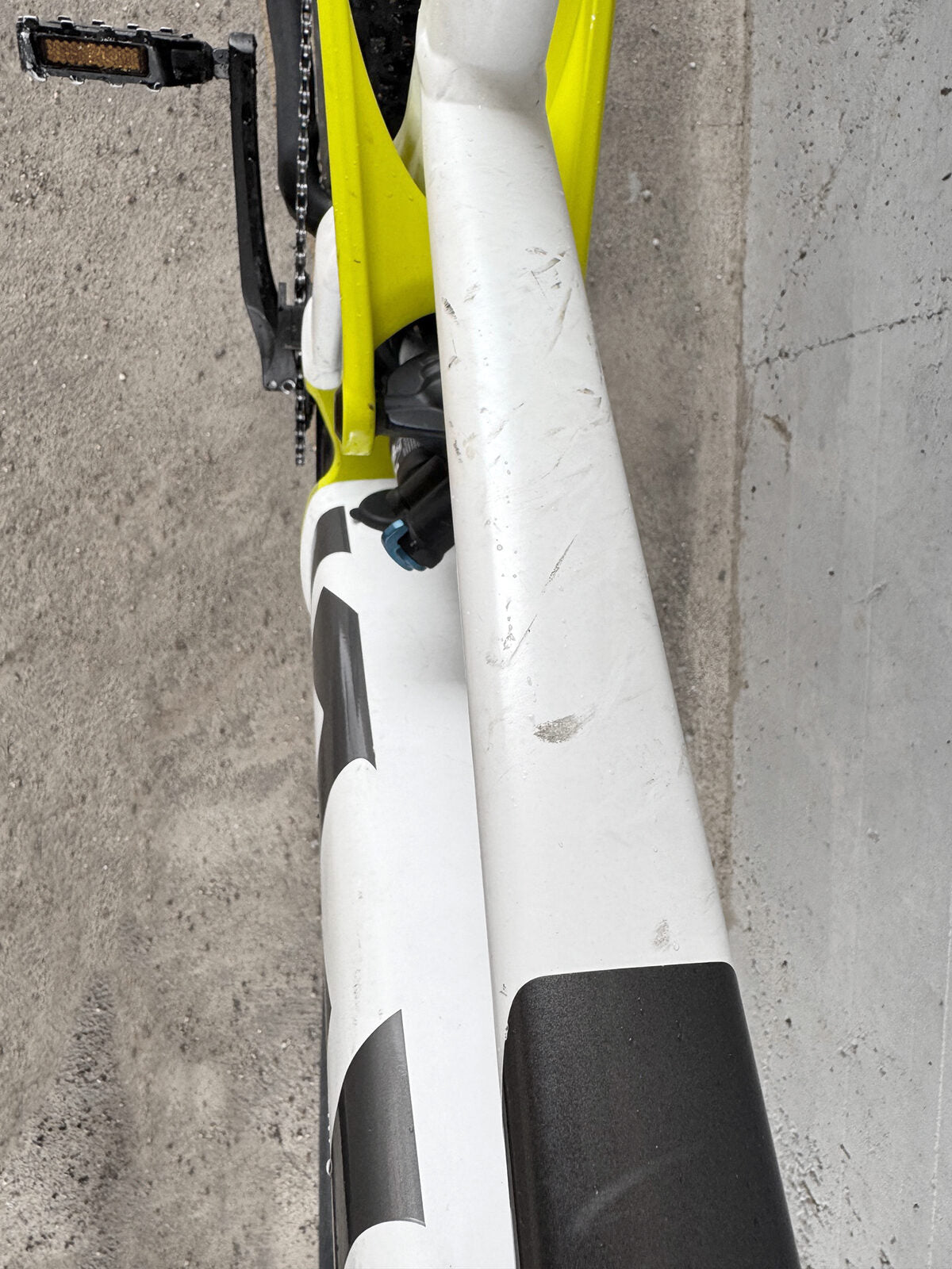 Husqvarna Ec8 2020 usata — dettaglio