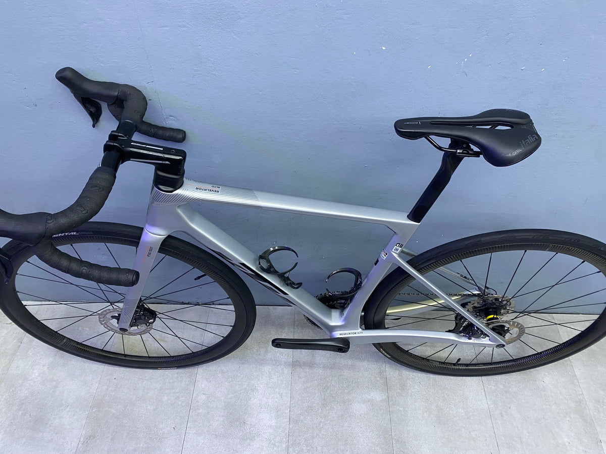 KTM Revelator Alto Master 2024 usata