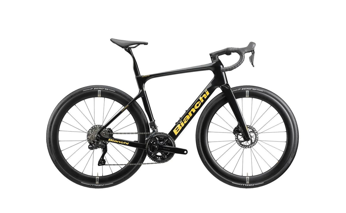 Bianchi Infinito Pro 2023 usata — vista laterale