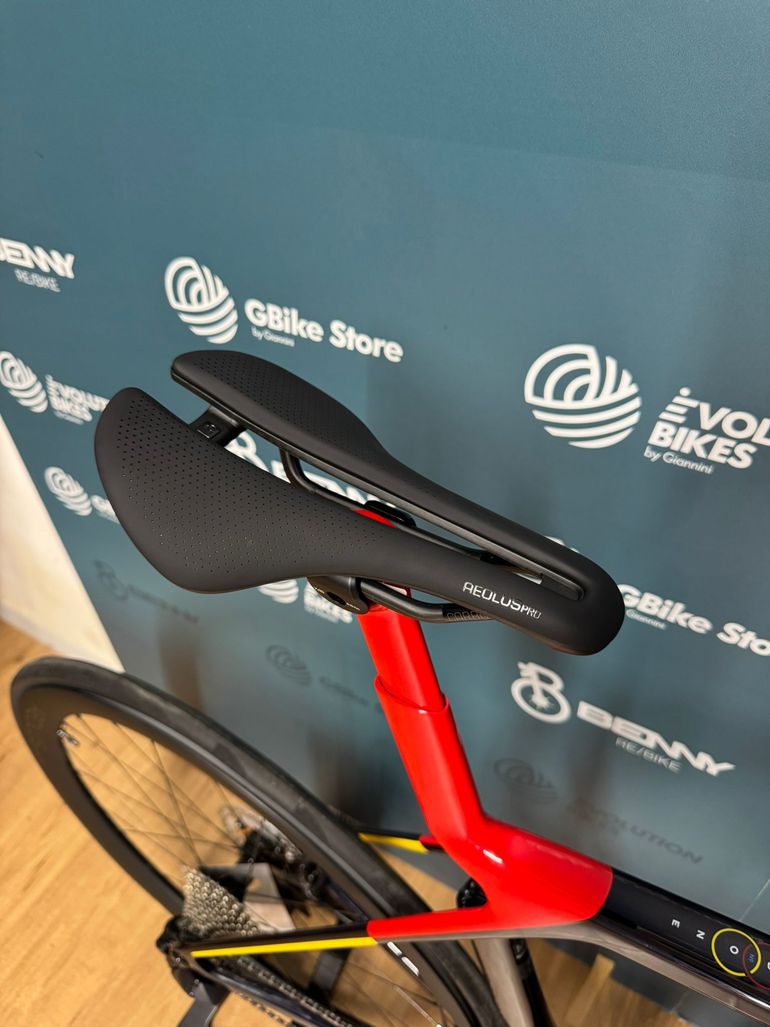 Trek Madone Slr 7 Gen 8 2026 usata — dettaglio