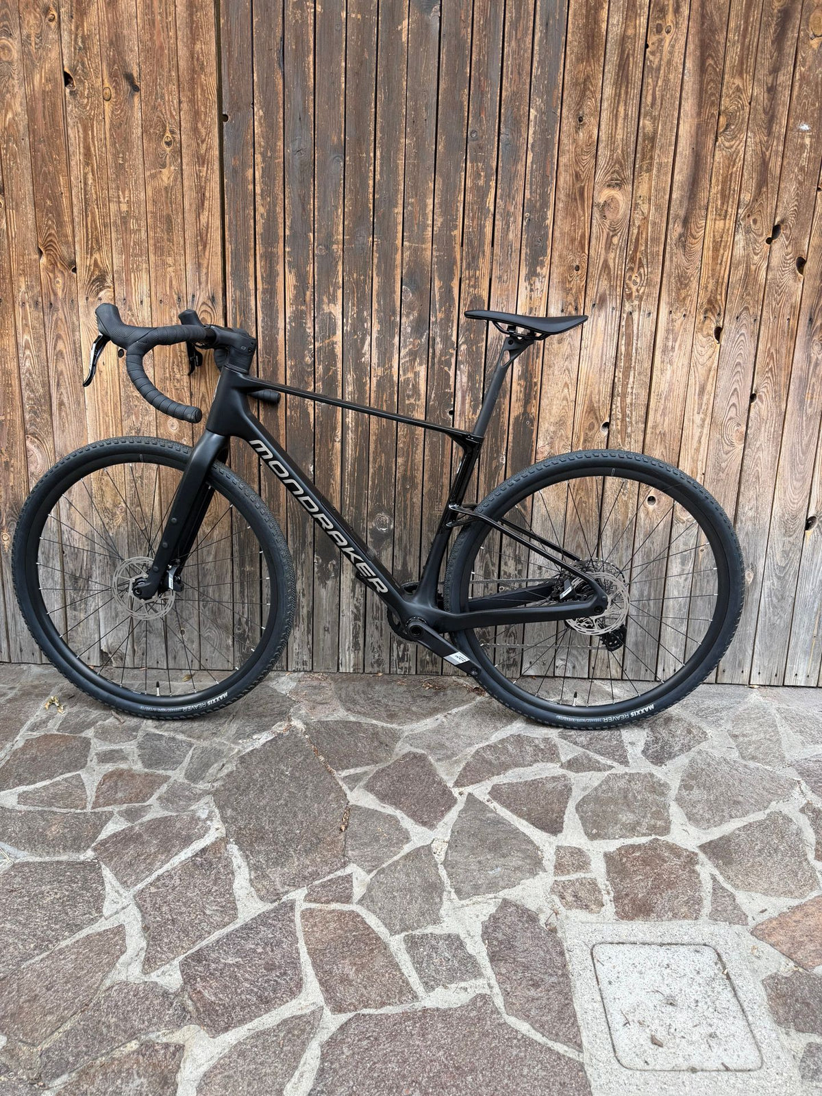 Mondraker Arid Carbon 2025 usata — dettaglio