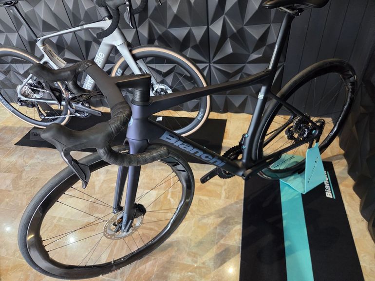 Bianchi Specialissima Comp 2025 usata — dettaglio