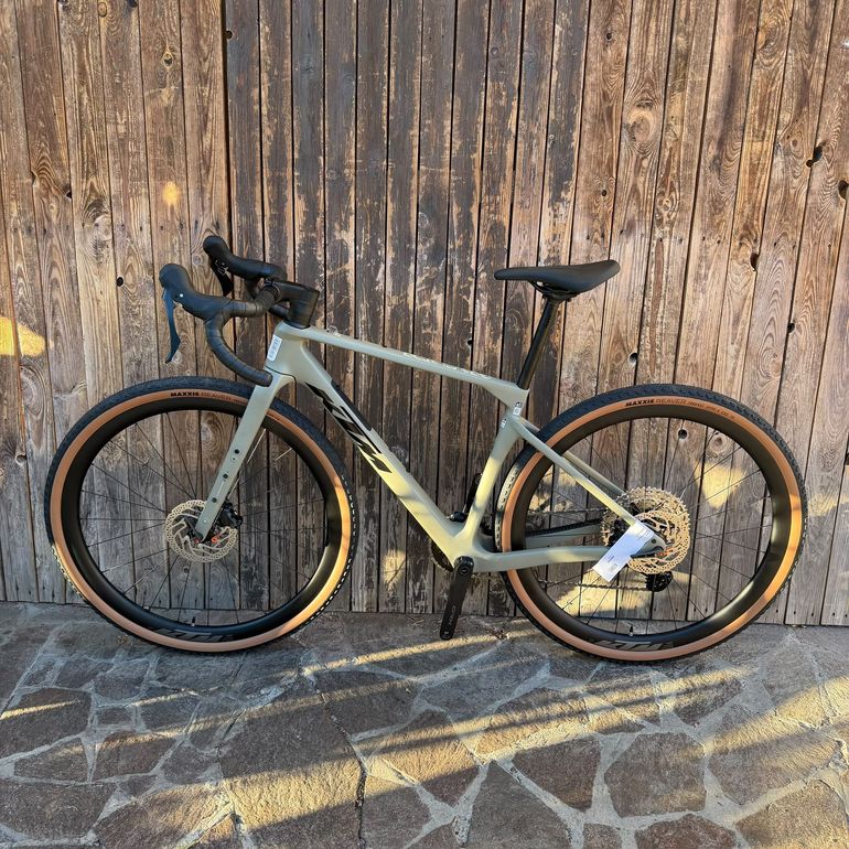 KTM Gravelator Elite 2026 usata — dettaglio
