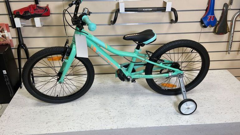 Cannondale Trail 20 Pollici — telaio in Alluminio, Nuovo