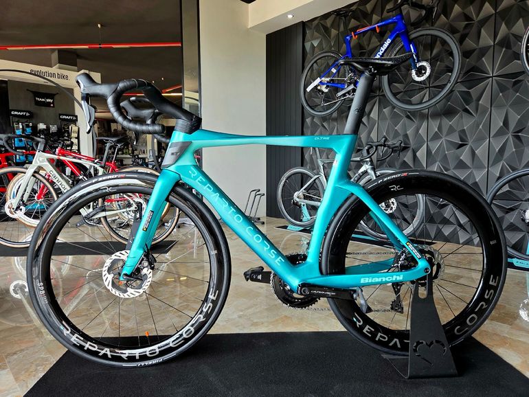 Bianchi Oltre Rc 2024 km0