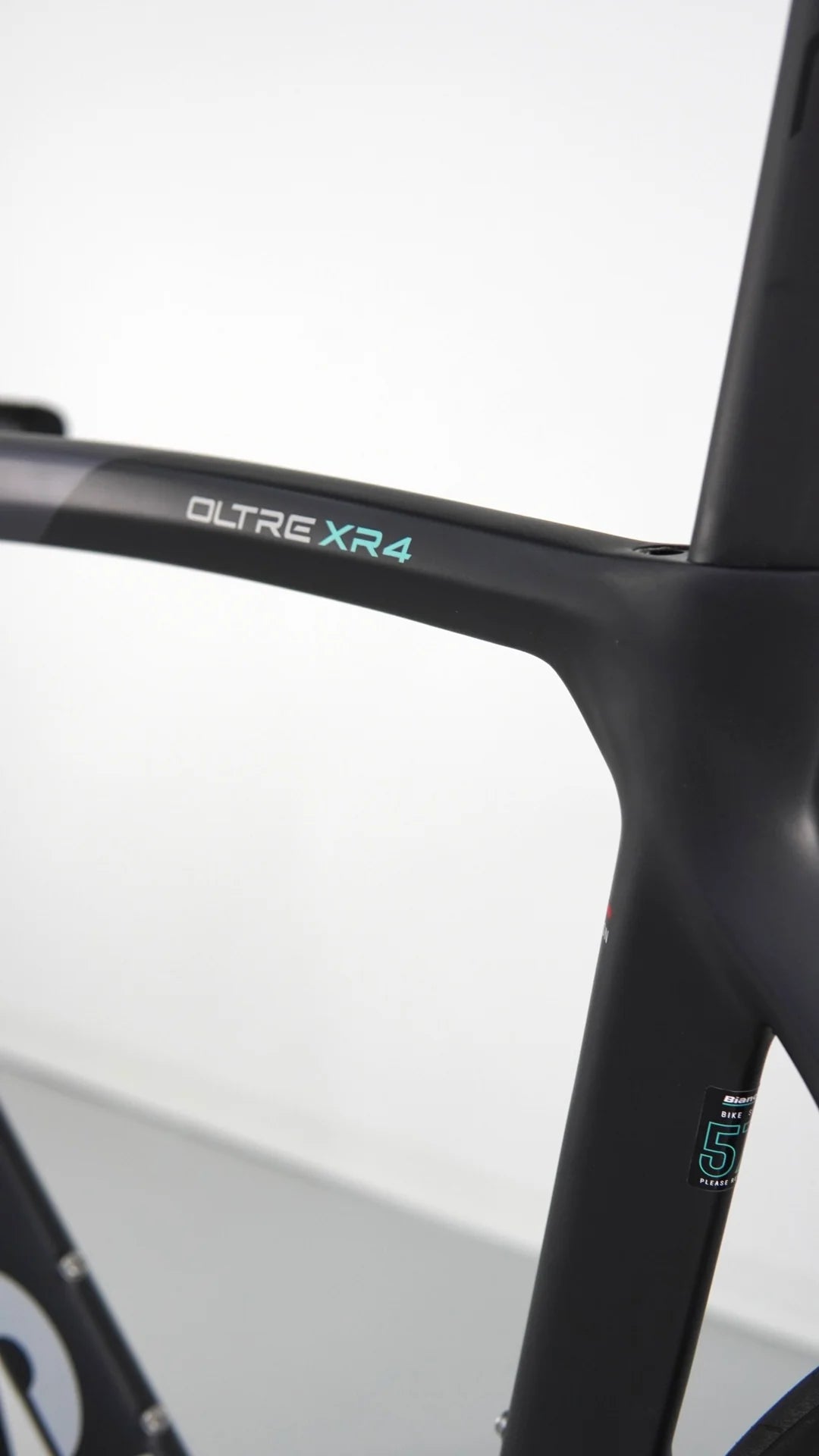 Bianchi Oltre Xr4 2023 usata — dettaglio