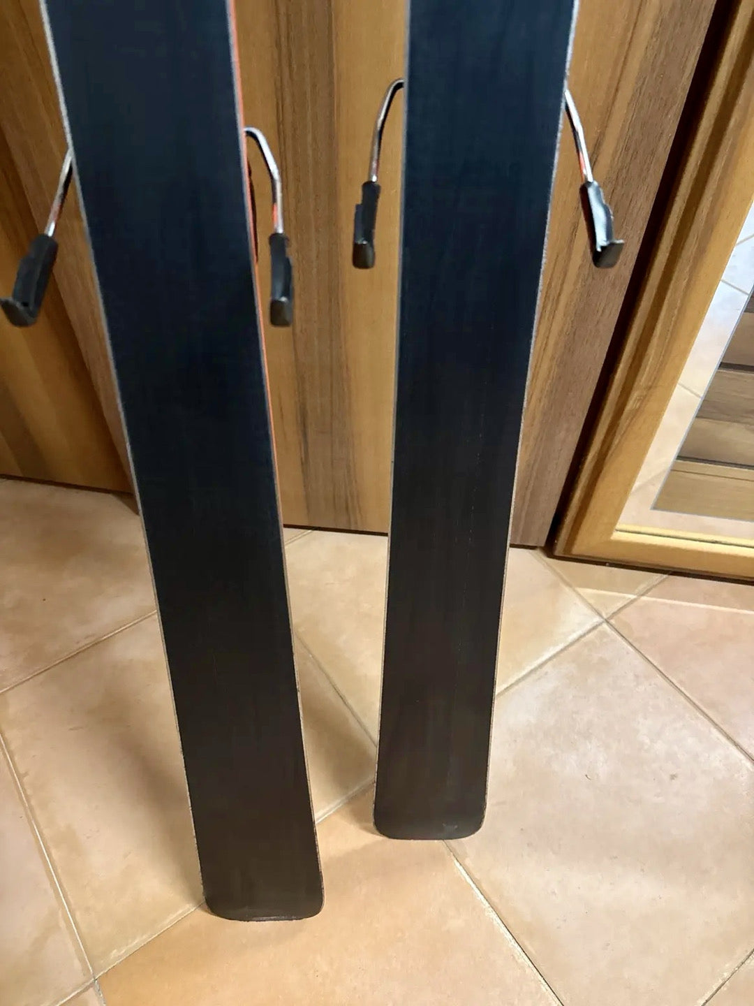 177cm sci Rossignol React R6 Carbon r16 usato