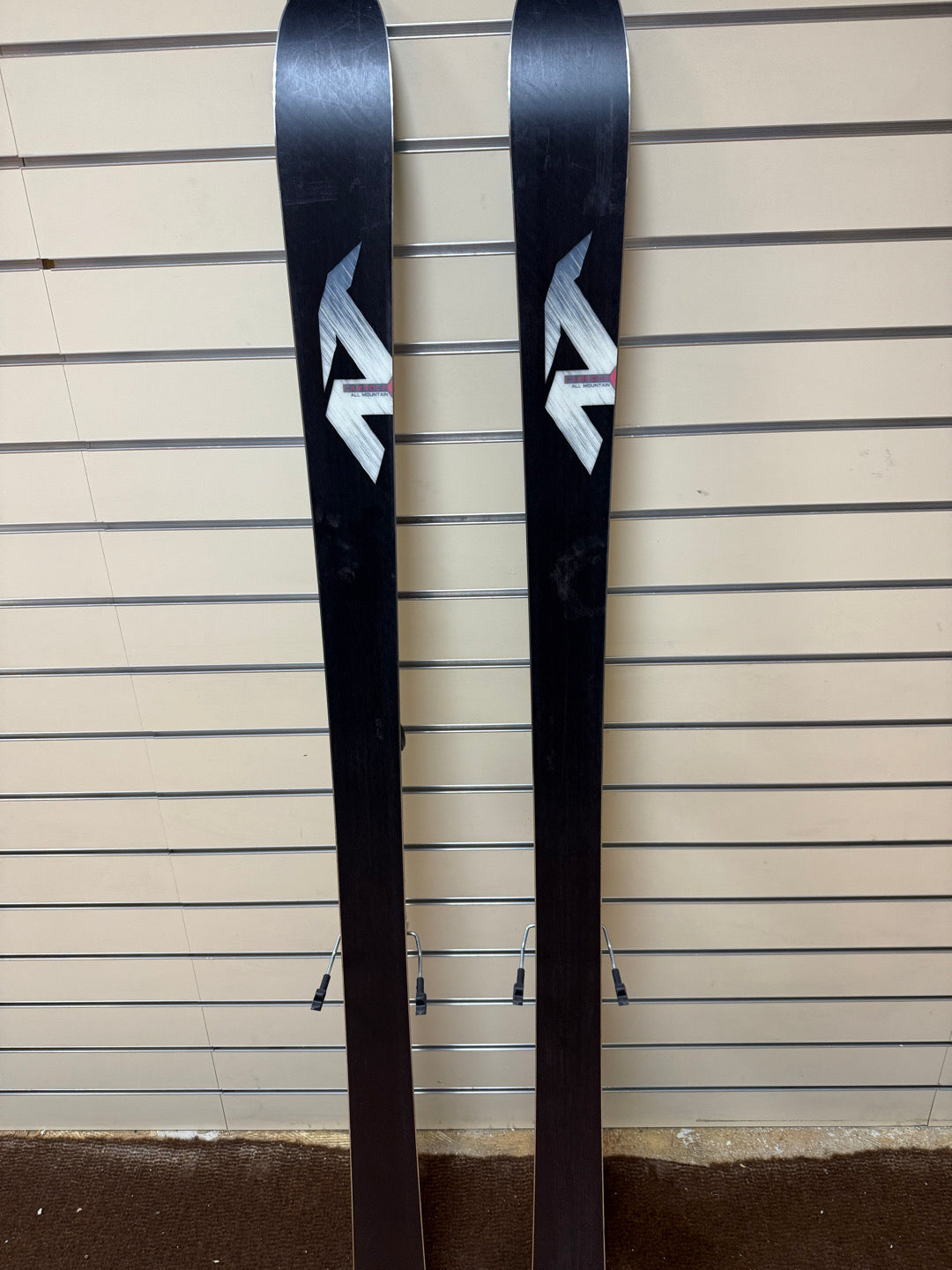 Sci Nordica Belle to Belle 169cm r17.5 usati