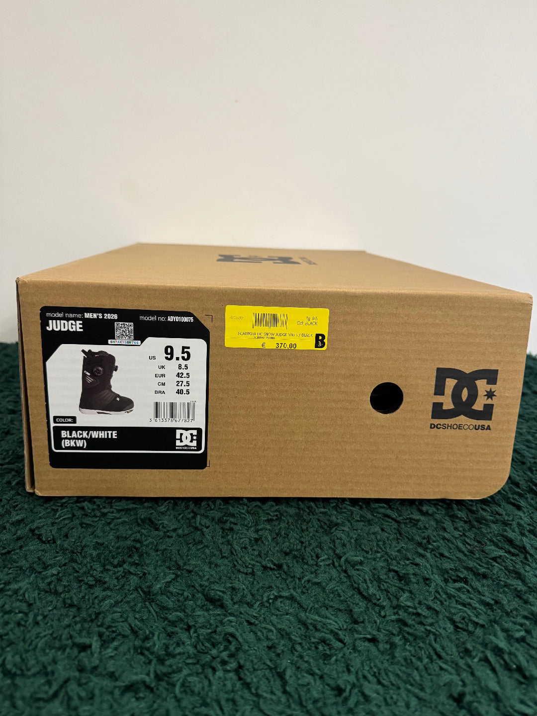DC JUDGE 2026 - TOP DI GAMMA (TG 42.5 - 9,5 US) usato