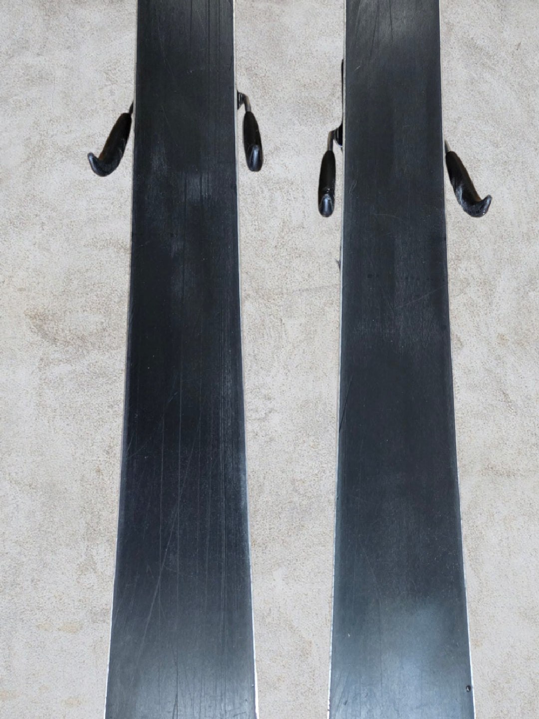 Sci Atomic Race 155 cm da gara con attacchi – Usati