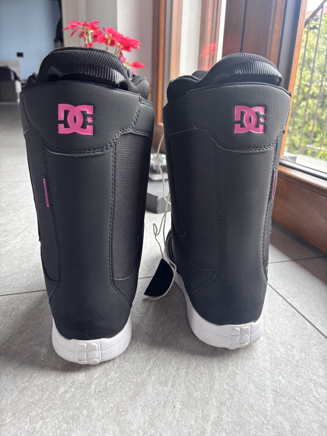 Scarpone DC snowboard donna/bambino tg 36/36.5 usato poco