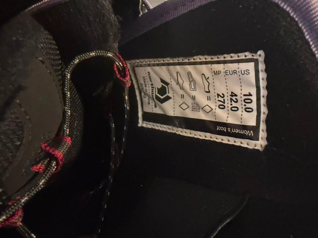 Scarponi snowboard donna North Wave n. 42 usati