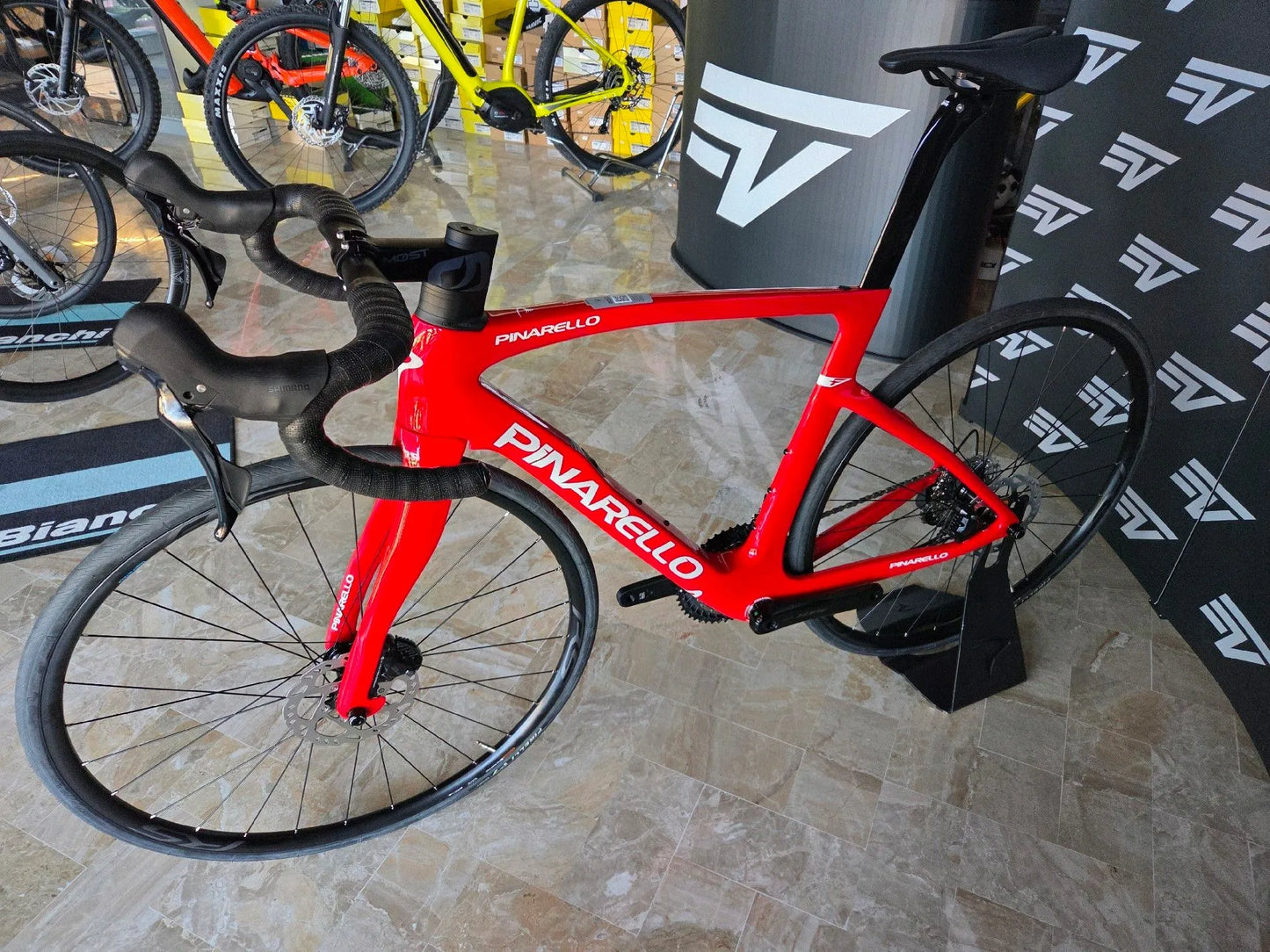 Pinarello F1 Shimano 105 2025 Tg 53 cm NUOVA