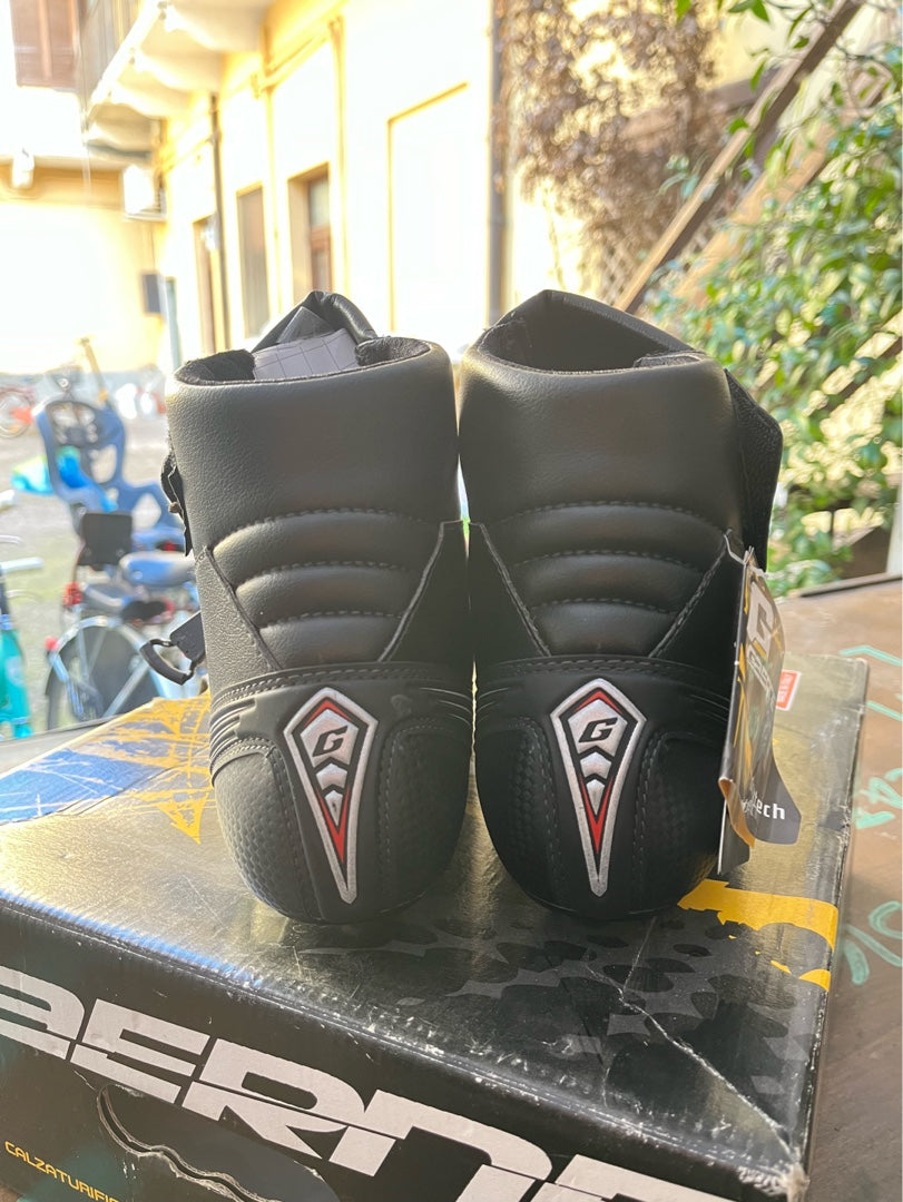Scarpe Ciclismo Akira Road Gaerne tg 46 NUOVE