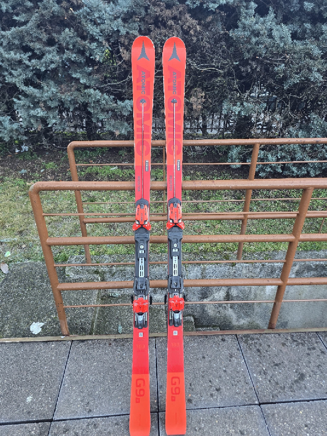 Sci gara Atomic Redster G9R 183cm r19 usati – Weply