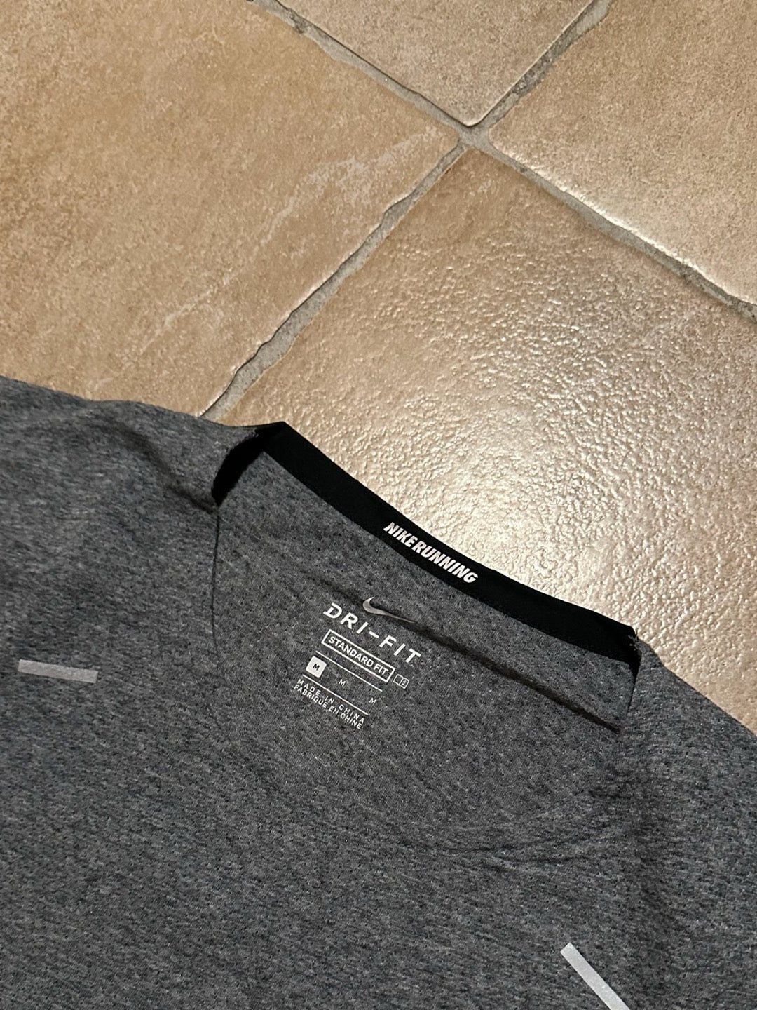 Nike running t-shirt tg. M nuova
