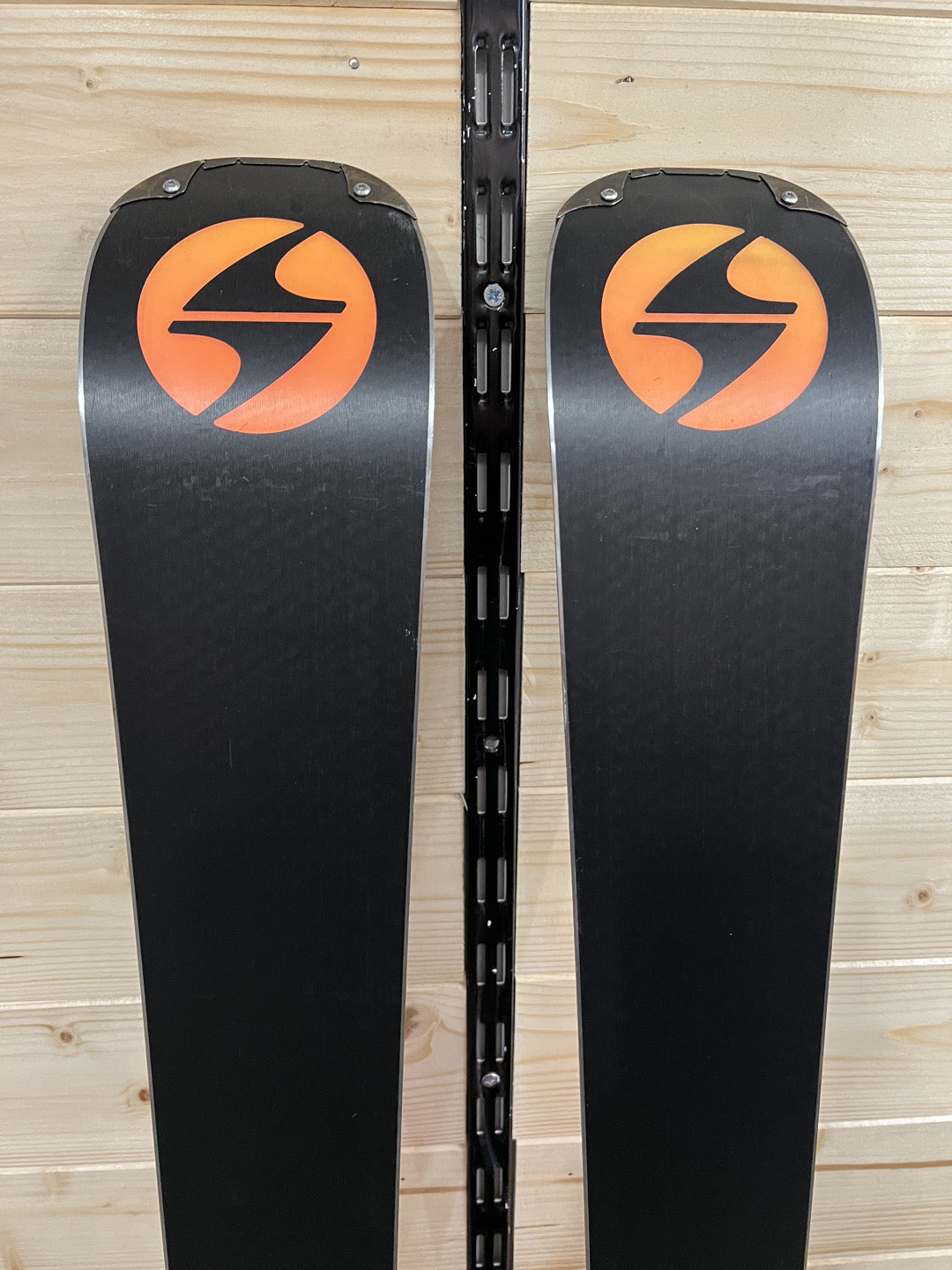 166cm sci Blizzard HRC r14.5 usati