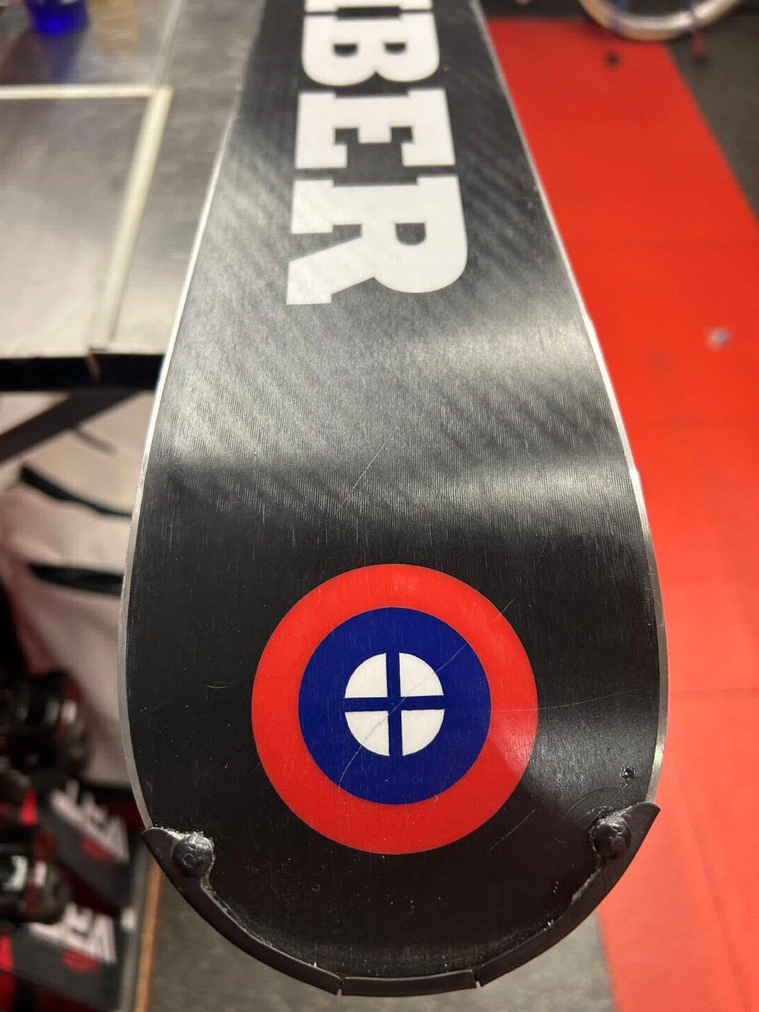 Sci Bomber Pro Carve cm 176 R=18 Usati