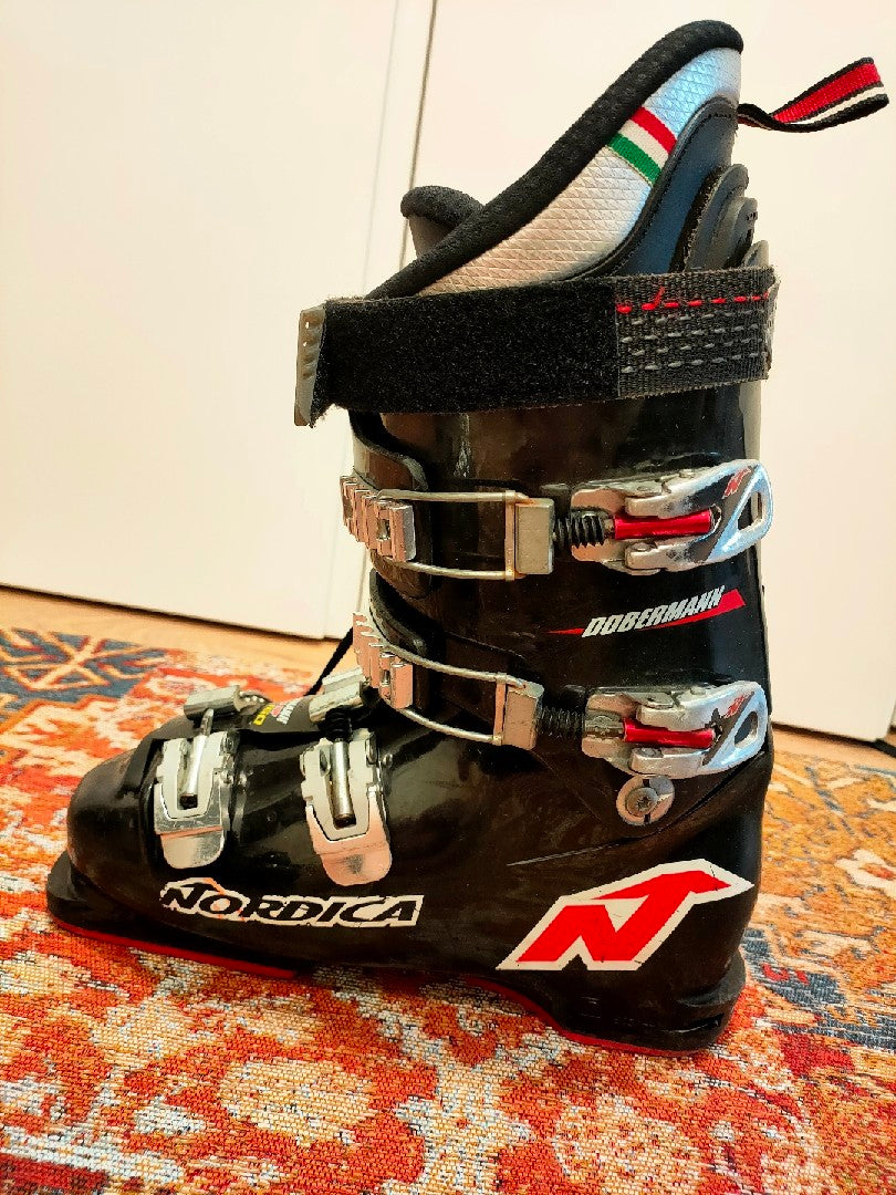 scarpone nordica dobermann world Cup 160 misura 7-305cm