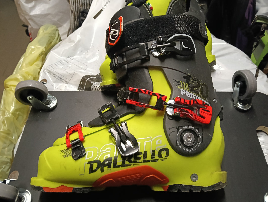 scarpone sci dalbello panterra 120 Usati