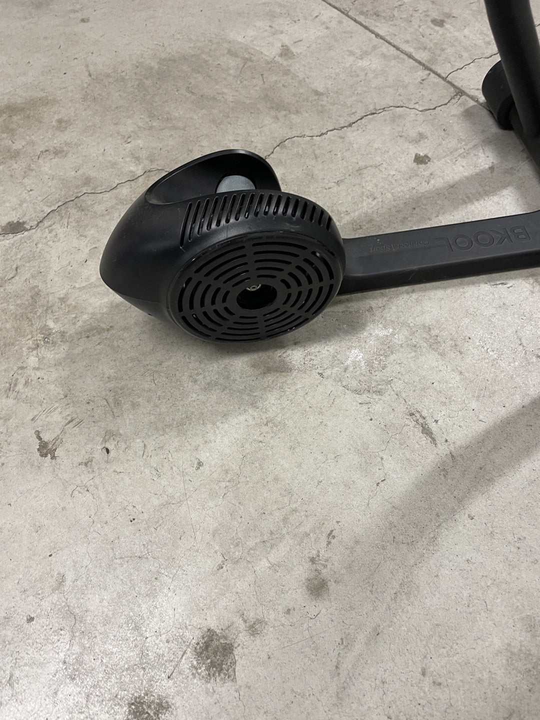 rulli per bici Bkool per allenamento indoor usati