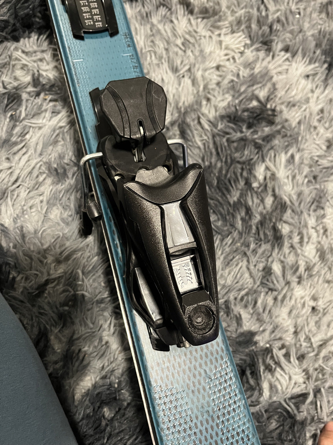 Sci All Mountain Rossignol Experienc 82 Basalt 176 cm con bastoncini