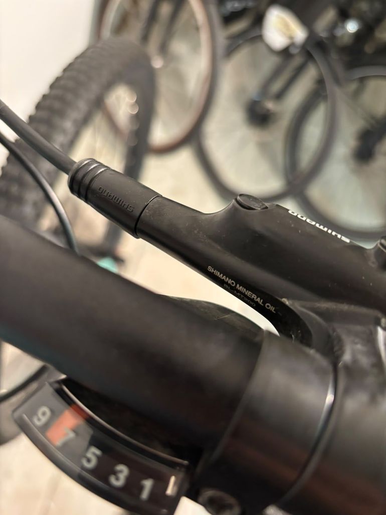 Bianchi T-Tronik Sport 9.2 Altus 2023 usata — dettaglio