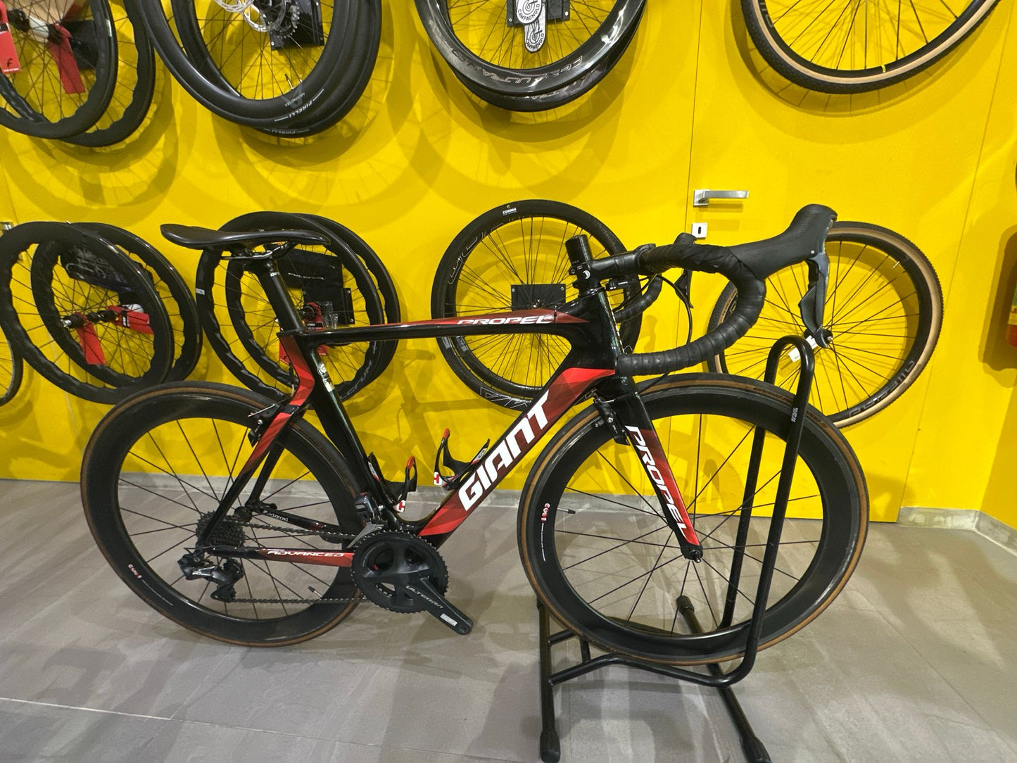 Giant Propel Advanced Pro 0 — gruppo Shimano Ultegra Di2, taglia M