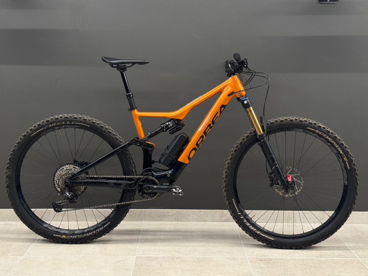 Orbea Rise 2022 usata — vista laterale
