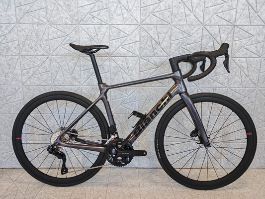 Bianchi Infinito Icr Thirty Carbon 2026 usata — vista laterale