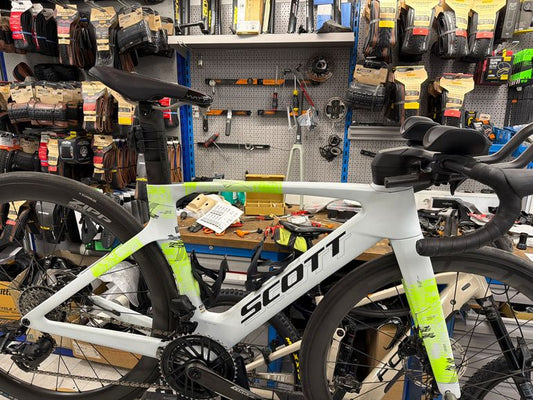 Scott Foil Rc Team 2025 usata — vista laterale