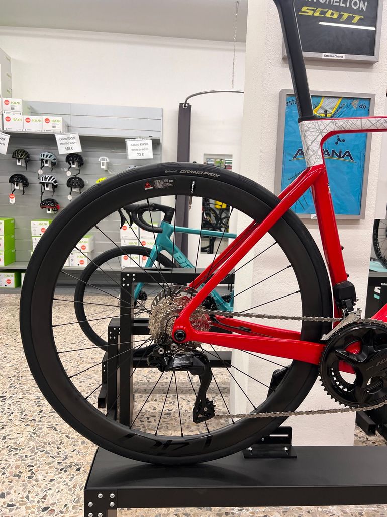 Whistle Vaero 2 12v — gruppo Shimano 105 Di2, taglia 56 cm