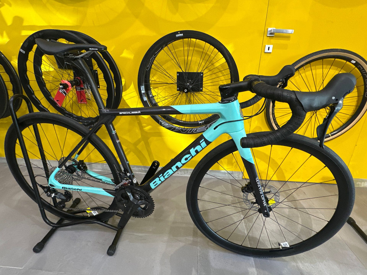Bianchi Specialissima Ultegra — gruppo Shimano 105, taglia 50