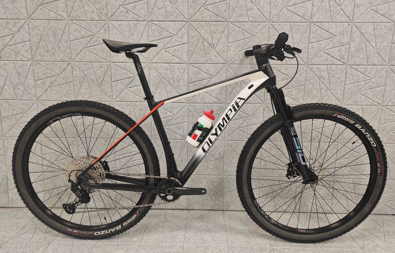 Olympia F1 Race Xt 12s 2025 usata — vista laterale