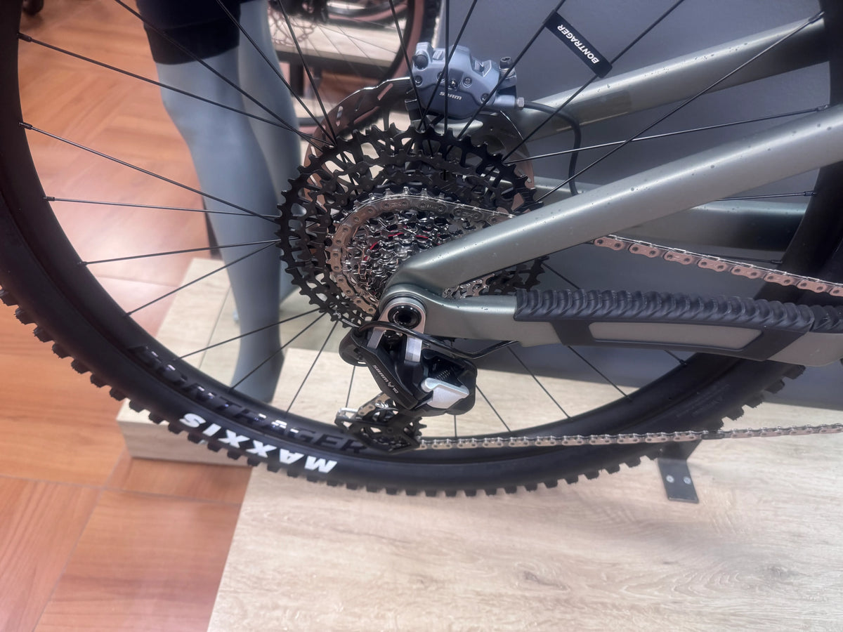 Trek Fuel+ Lx 9.8 90 Gen 2 2026 usata — dettaglio