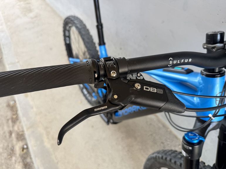 Mondraker Crafty R 2023 usata — dettaglio