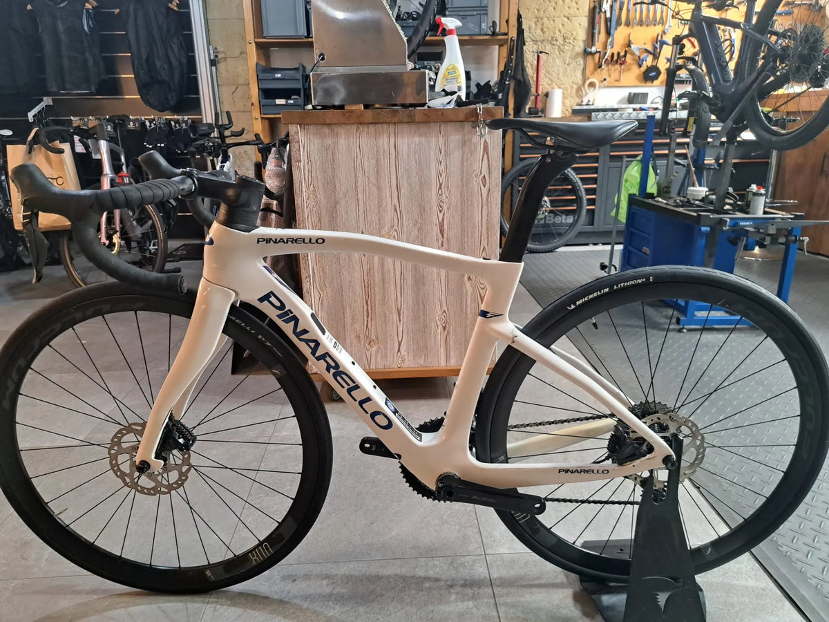 Pinarello F5 2024 — Bici usata