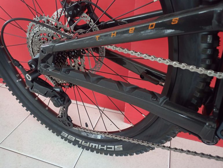 Kellys Theos R30 P 2024 usata — dettaglio