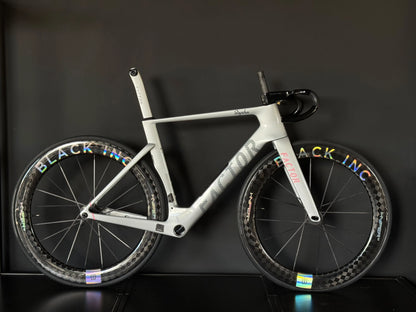 Factor Monza Rapha Edition 2026 2027 usata — vista laterale
