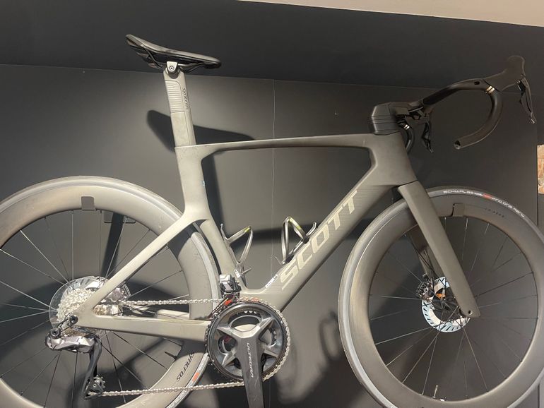 Scott Foil Rc 10 2024 usata — vista laterale