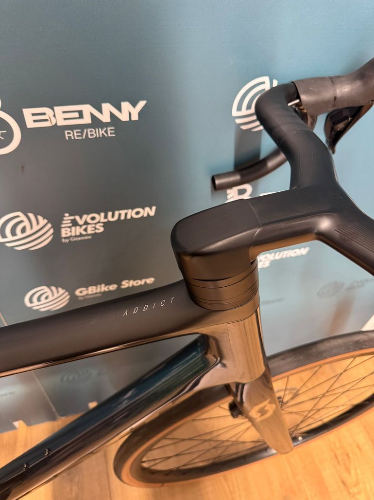 Scott Addict 20 2023 usata — dettaglio