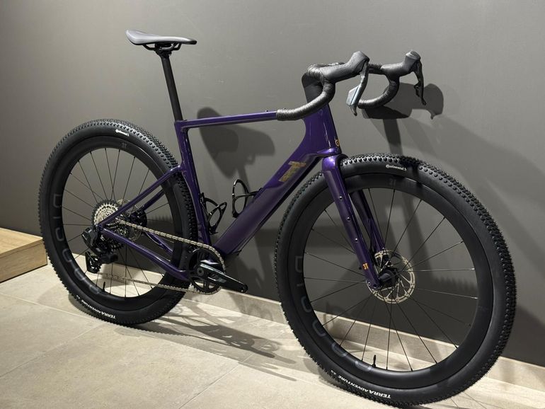 3T Extrema Italia E1 2025 — Bici usata