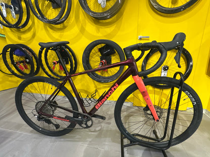 Bianchi Arcadex Al 2026 usata — vista laterale
